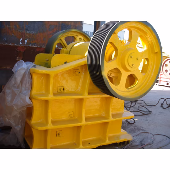 Equipamento de britagem de mandíbula de pedra de tamanho pequeno para granito primário